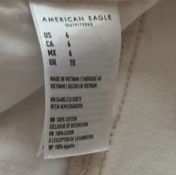 American Eagle Outfitters High Waist Cream and Pink Floral Shorts - Picture 6 of 6